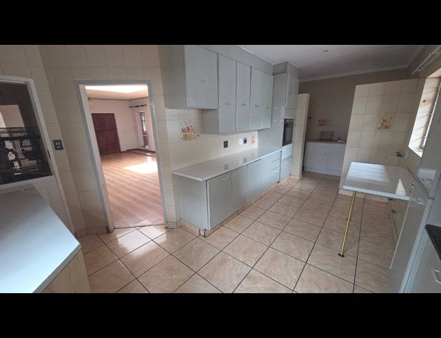 3 BEDROOM HOUSE FOR SALE IN BRACKENDOWNS